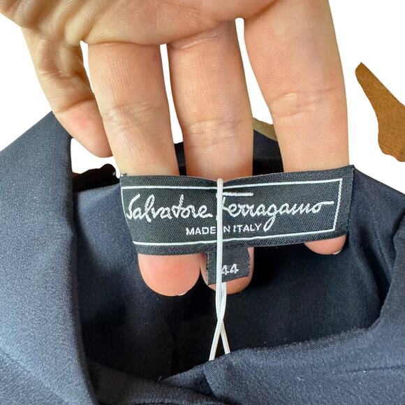 Salvatore Ferragamo NWT Black 100% Silk Pintuck Long Sleeve Button Up Blouse - Picture 11 of 12